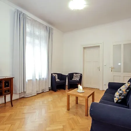 St. Giles.3 Apartment Prague